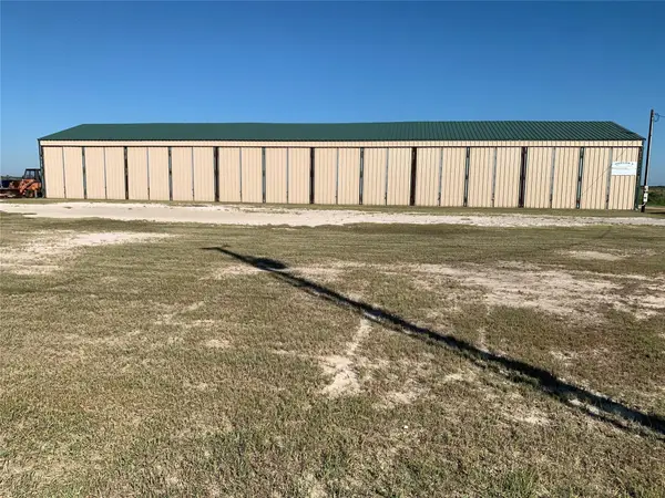 911 N 15th Street, Port O Connor, TX 77982