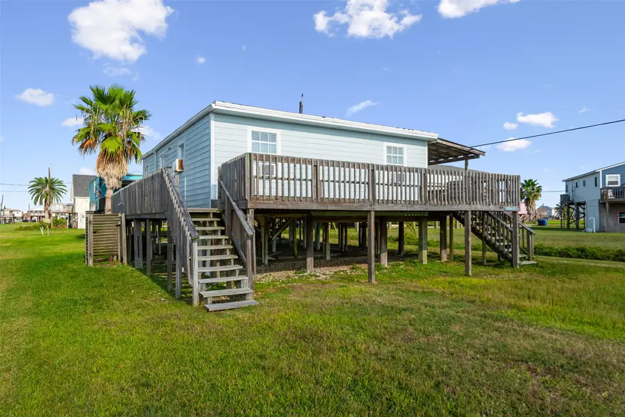 514 Texas Street, Surfside Beach, TX 77541 - Image #2