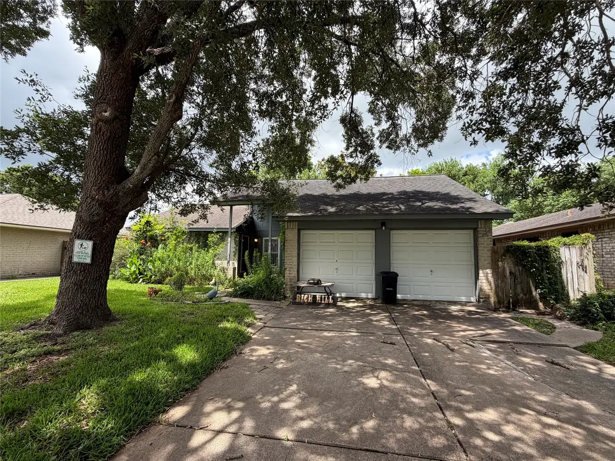16111 Tibet Road, Friendswood, TX 77546 - #1