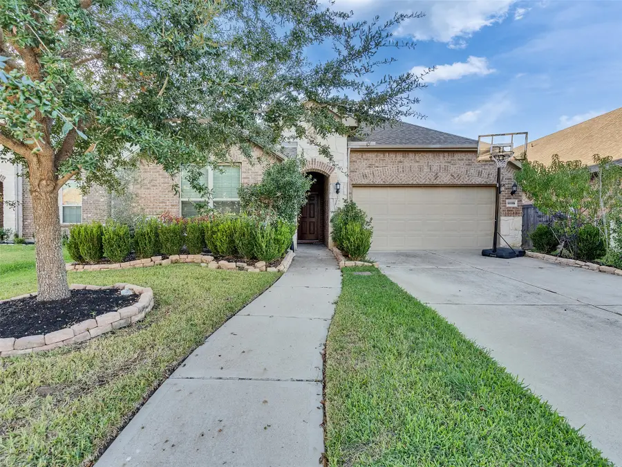 11119 Mineral Island Lane, Richmond, TX 77406 - Image #2