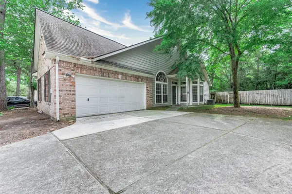 83 S Spiral Vine Circle, The Woodlands, TX 77381