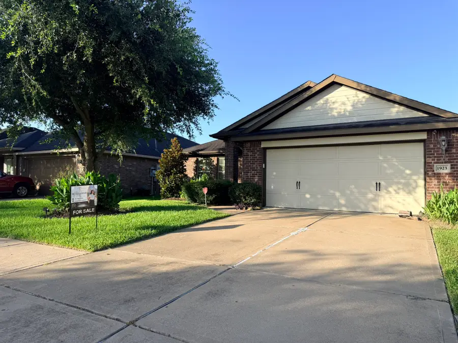 1923 Cadbury Castle Lane, Fresno, TX 77545 - #2