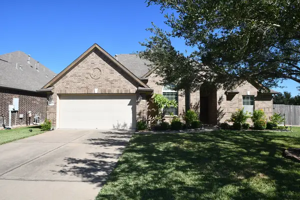 6304 Wood Creek Lane, League City, TX 77573