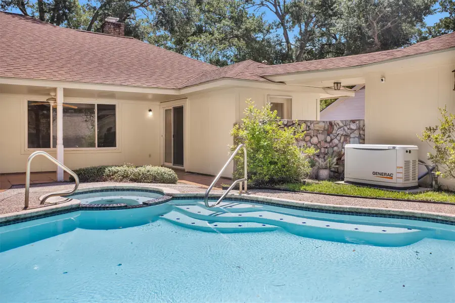 2531 Hollow Hook Road, Houston, TX 77080 - #2