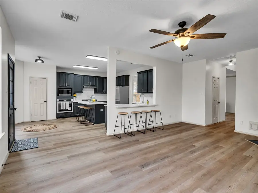 4523 Backenberry Drive, Friendswood, TX 77546 - Image #3