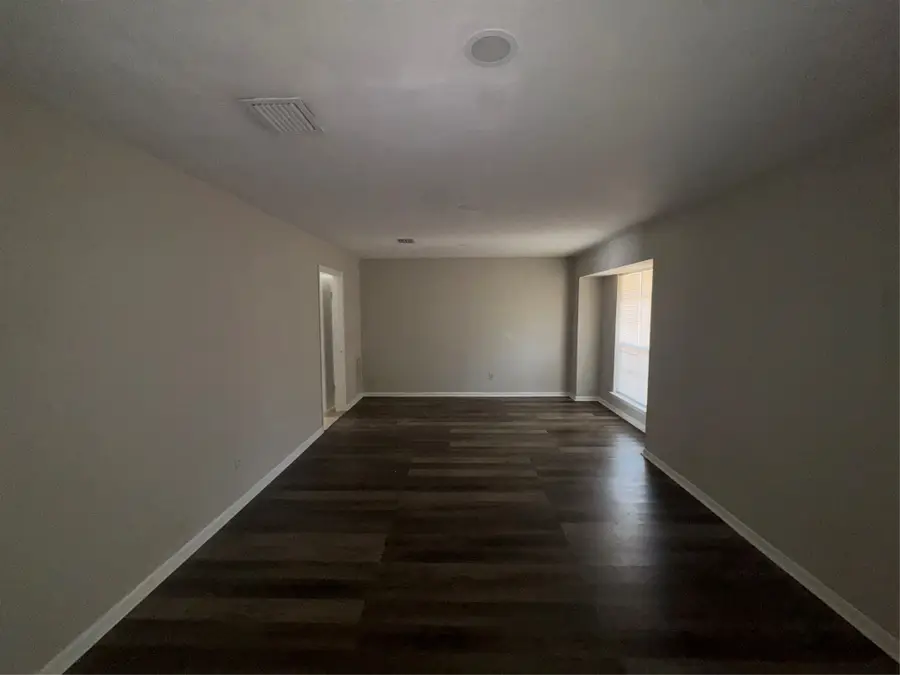 403 Mistywood Drive, Houston, TX 77090 - Image #2