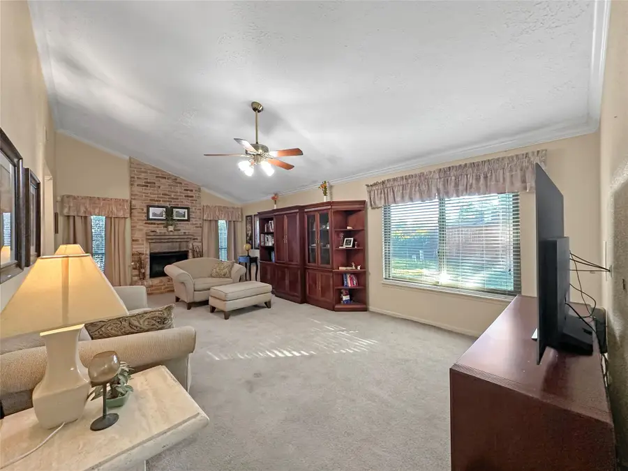 10707 Misty River Drive, Houston, TX 77086 - Image #3