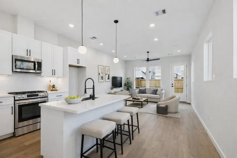 5030 Creekmont Drive, Houston, TX 77091 - #2