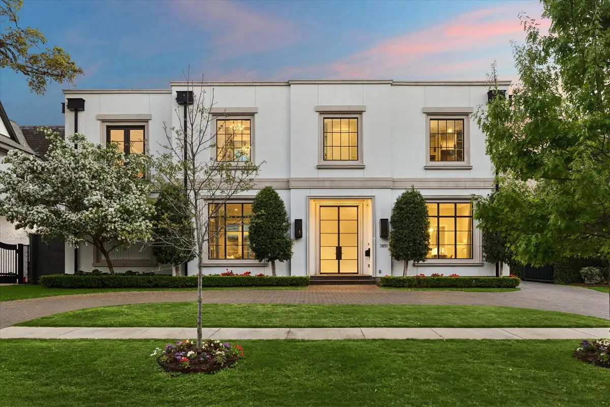 3851 Chevy Chase Drive, Houston, TX 77019 - #1