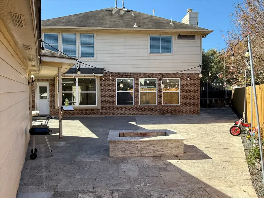115 S Esplanade Way, Stafford, TX 77477 - Image #2