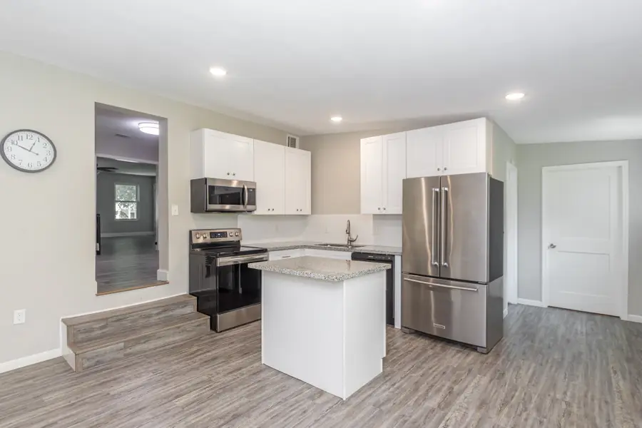 911 N 14th Avenue N, Texas City, TX 77590 - Image #3