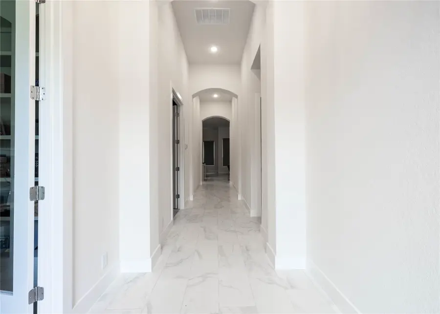 7015 Cantera Manor Boulevard, San Antonio, TX 78255 - #3