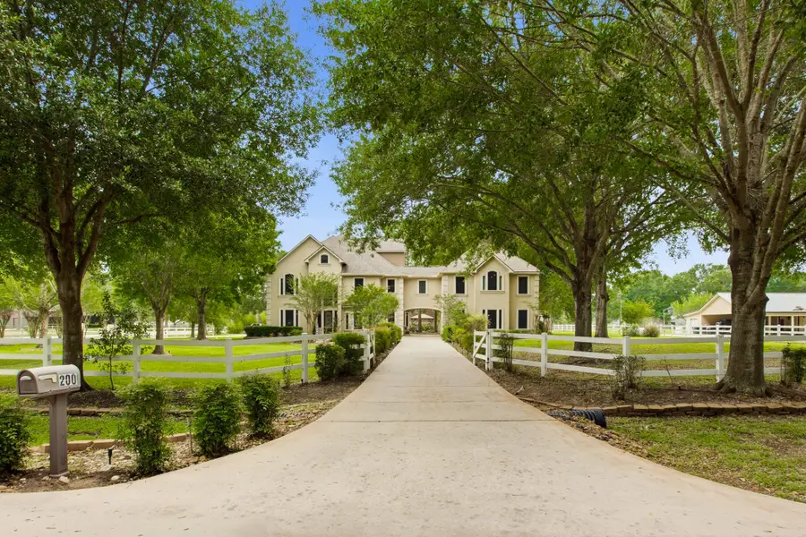 200 Creekside Court, Sealy, TX 77474 - #3