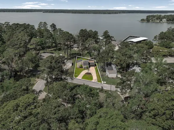15211 Jamaica Drive, Willis, TX 77318