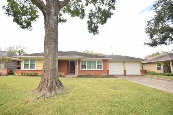 8434 Bluegate Street, Houston, TX 77025