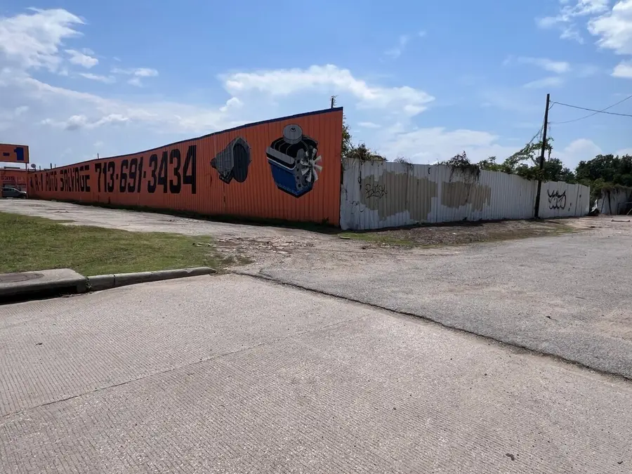 6315 N Shepherd Drive N, Houston, TX 77091 - Image #3