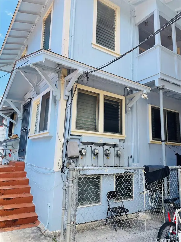 37 Kauila Street #A, Honolulu, HI 96813