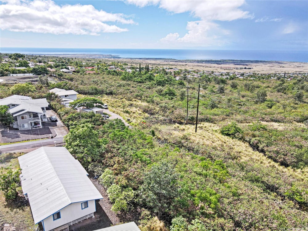 73953 Ahikawa Street, Kailua Kona, HI 96740 BHGRE