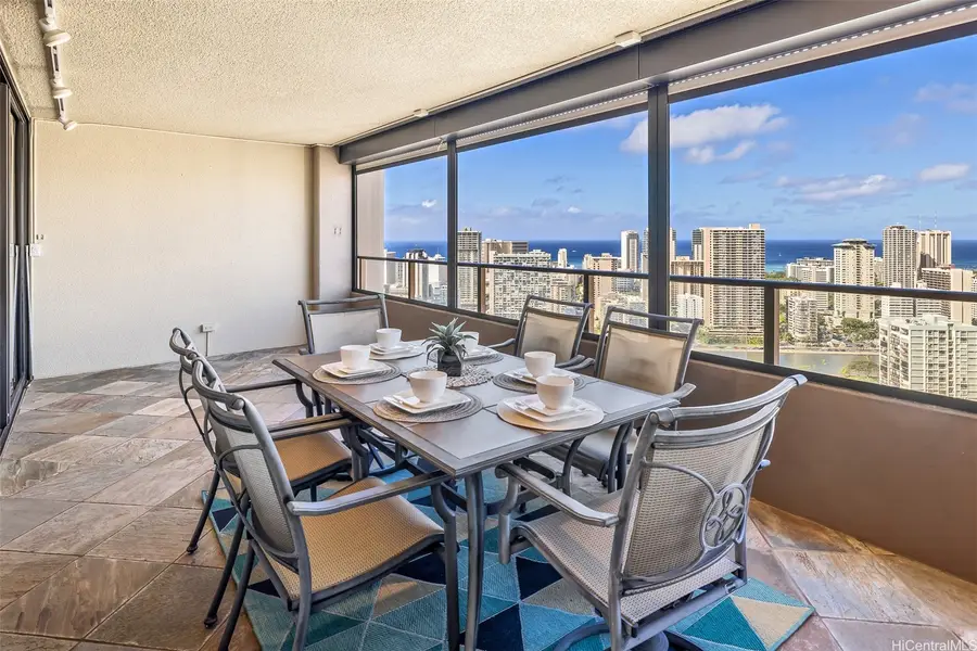583 Kamoku Street #PH7, Honolulu, HI 96826 - Image #3