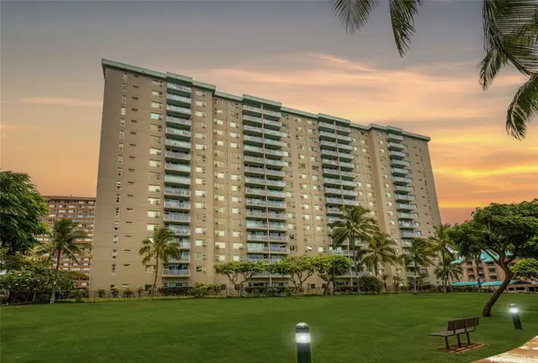 3009 Ala Makahala Place #810, Honolulu, HI 96818