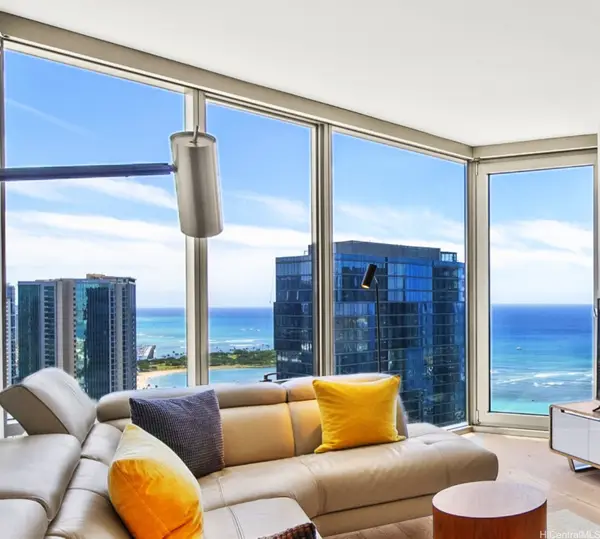 1001 Queen Street #3706, Honolulu, HI 96814