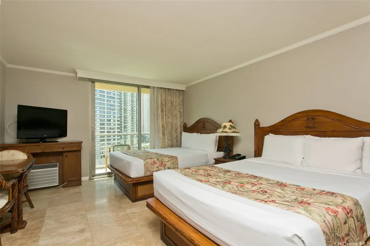 2045 Kalakaua Avenue #818, Honolulu, HI 96815 - #1