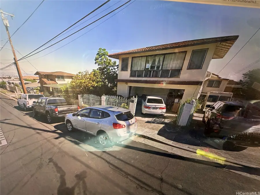 3647 Likini Street, Honolulu, HI 96818 - Image #2