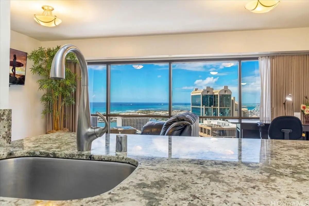 1088 Bishop Street #3706, Honolulu, HI 96813 - Image #1