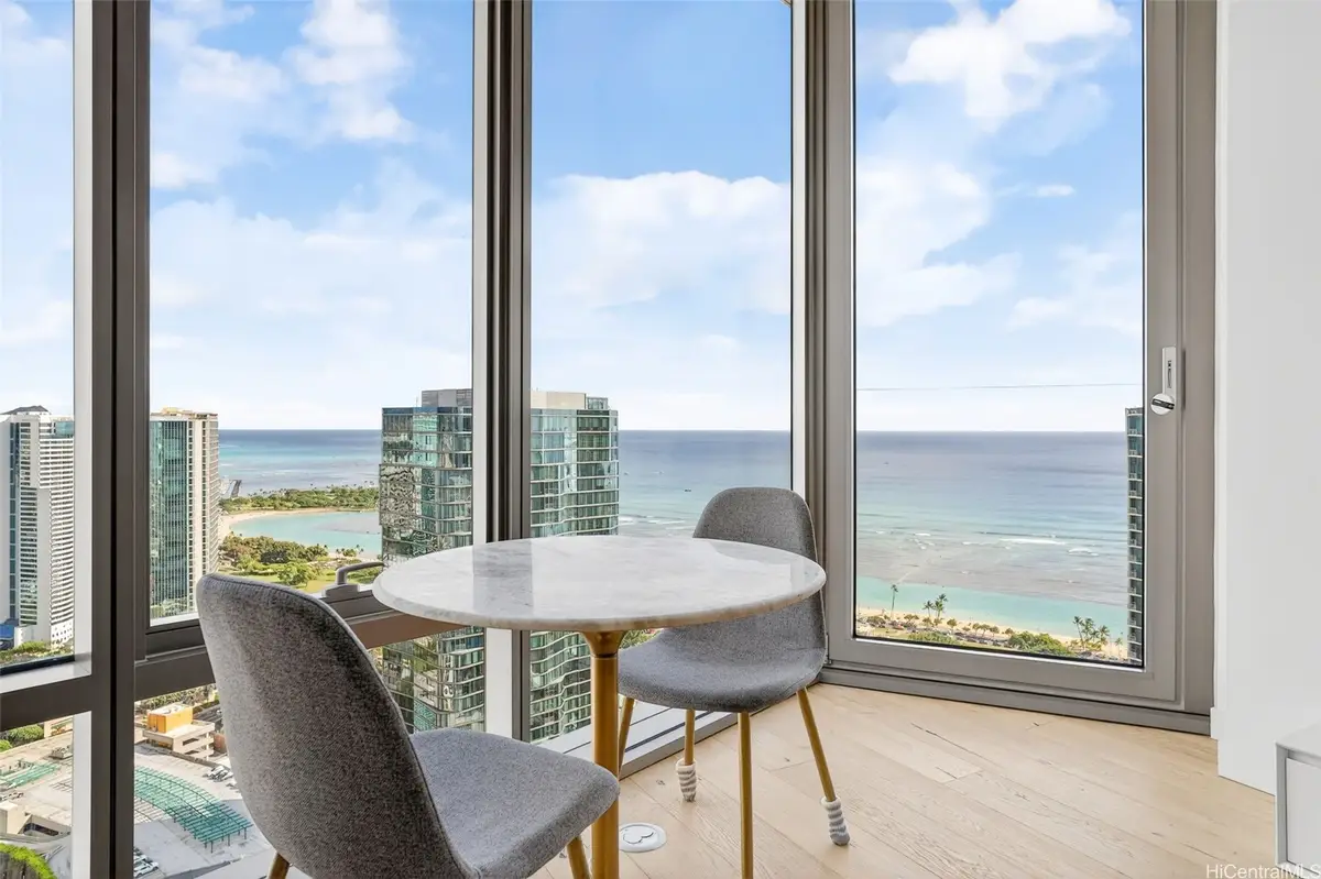 1001 Queen Street #PH 4006, Honolulu, HI 96814 - #1