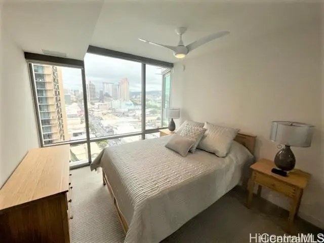 1001 Queen Street #1413, Honolulu, HI 96814 - #2