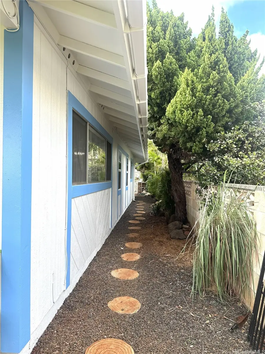 94-797 Nolupe Street, Waipahu, HI 96797 - #3
