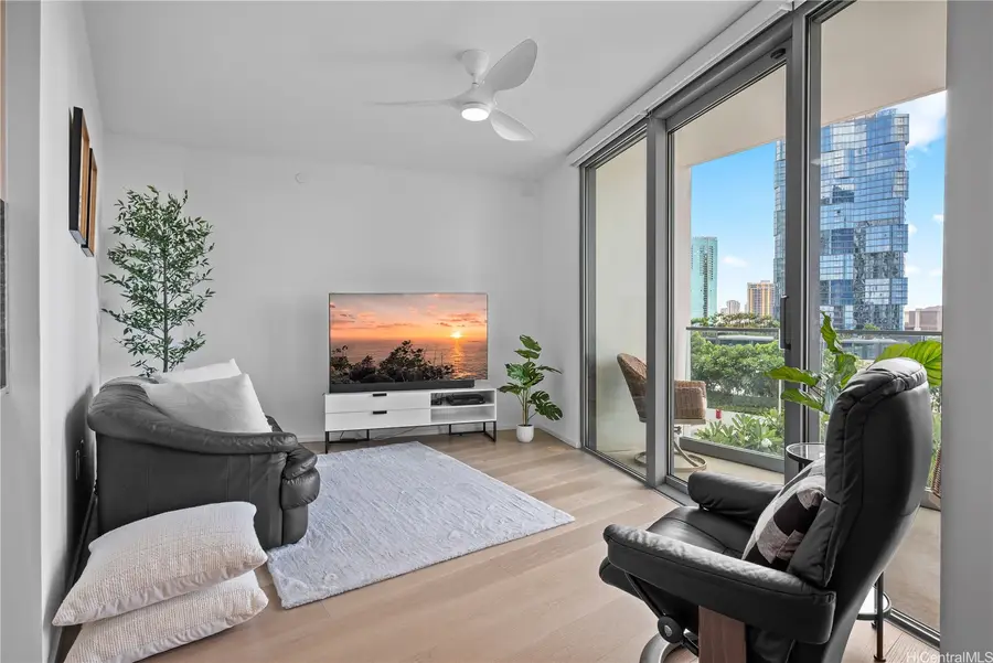 1000 Auahi Street #906, Honolulu, HI 96814 - #2