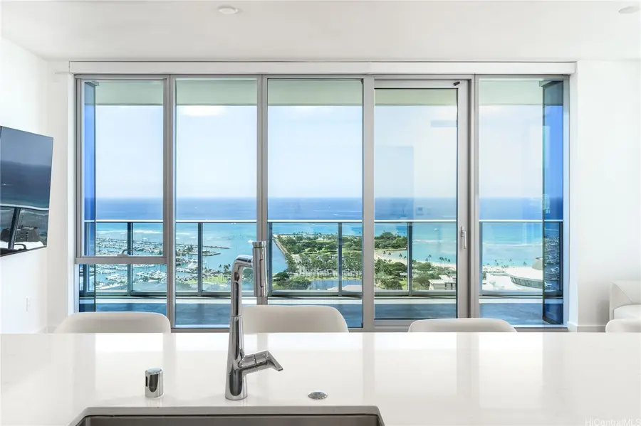 629 Keeaumoku Street #3801, Honolulu, HI 96814 - Image #2