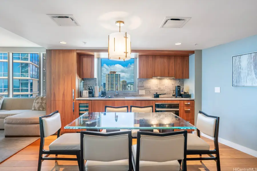 2139 Kuhio Avenue #D3201, Honolulu, HI 96815 - Image #3