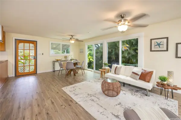 51-523 Kamehameha Highway, Kaaawa, HI 96730