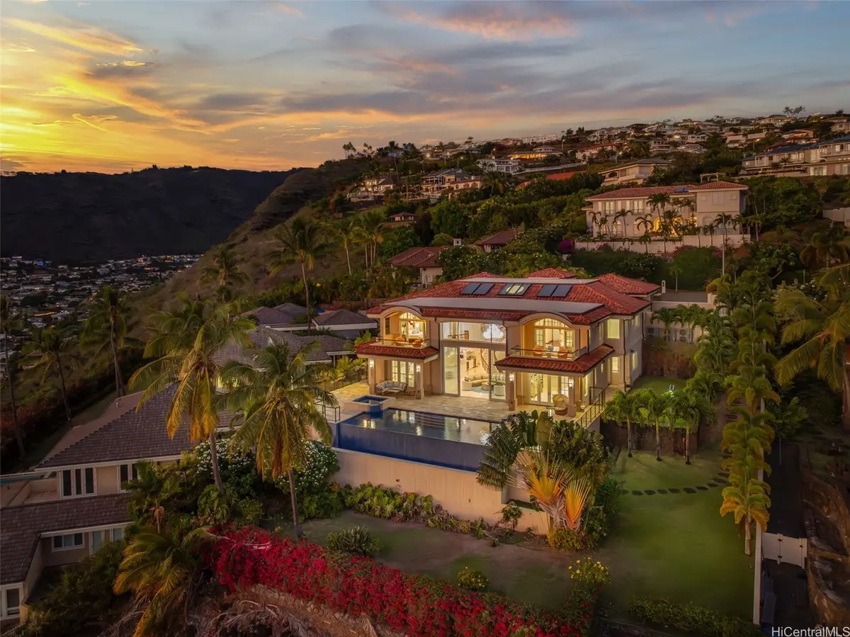 269 Kaialii Place, Honolulu, HI 96821 - Image #1