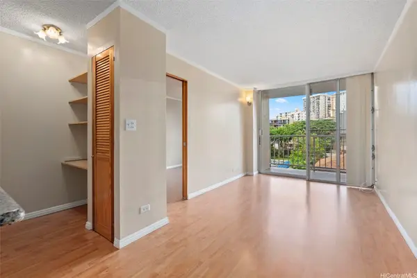 1535 Pensacola Street #301, Honolulu, HI 96822