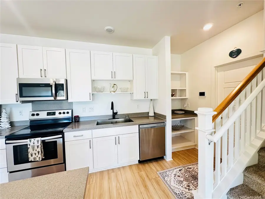 91-3633 Kauluakoko Street #303, Ewa Beach, HI 96706 - Image #2