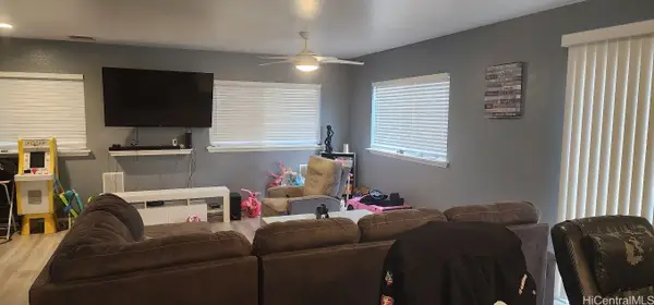 92-7049 Elele Street #8, Kapolei, HI 96707