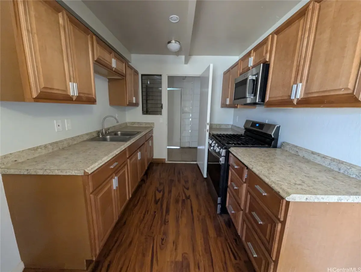 87-2131 Helelua Place #8, Waianae, HI 96792 - Image #1