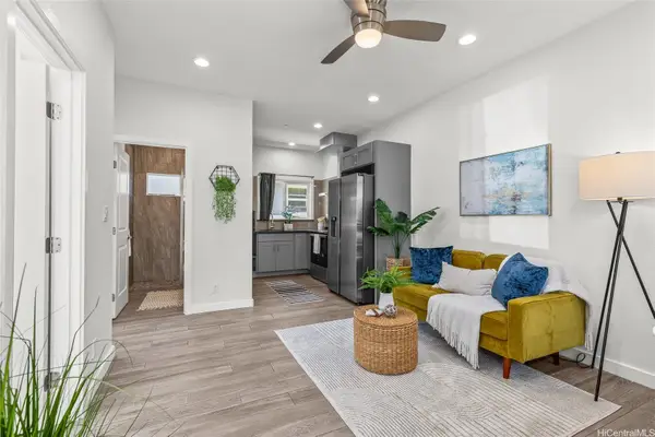 642 N Vineyard Boulevard #E, Honolulu, HI 96817