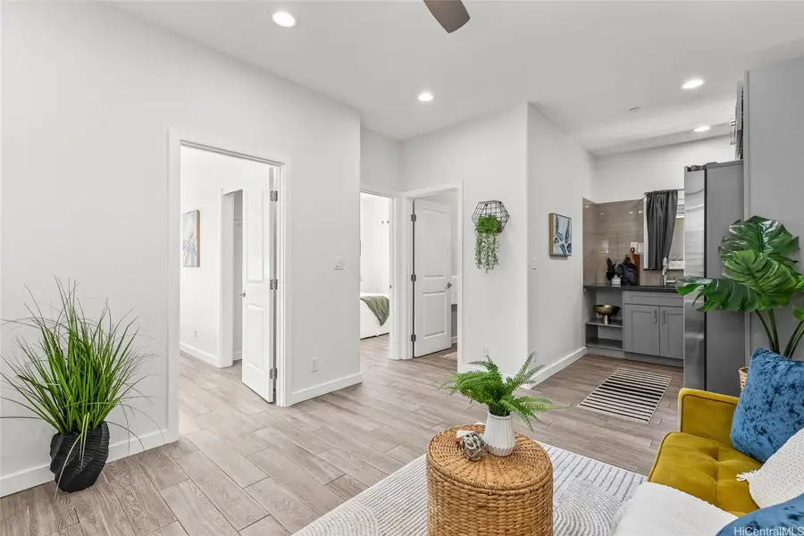 642 N Vineyard Boulevard #E, Honolulu, HI 96817 - #2