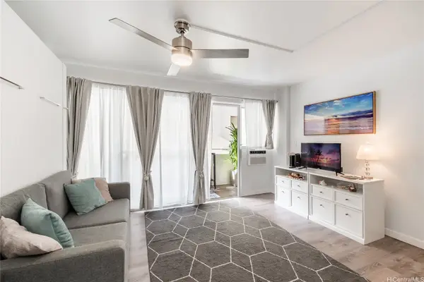 247 Beach Walk #303, Honolulu, HI 96815