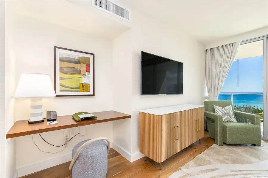 383 Kalaimoku Street #E2802, Honolulu, HI 96815 - Image #3