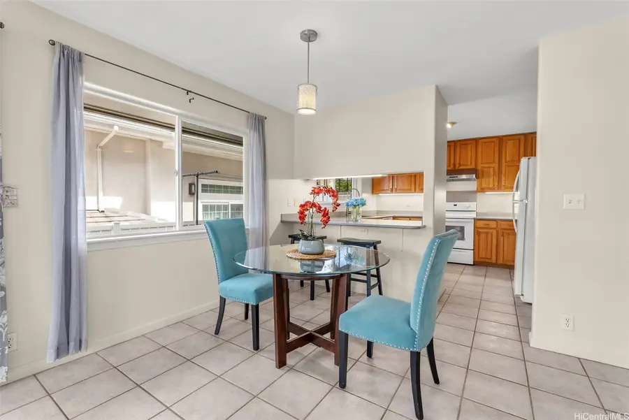 940A 12th Avenue #2, Honolulu, HI 96816 - Image #2