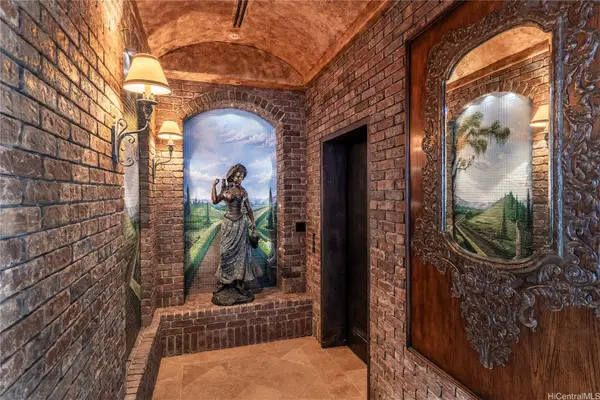 425 South Street #4501, Honolulu, HI 96813