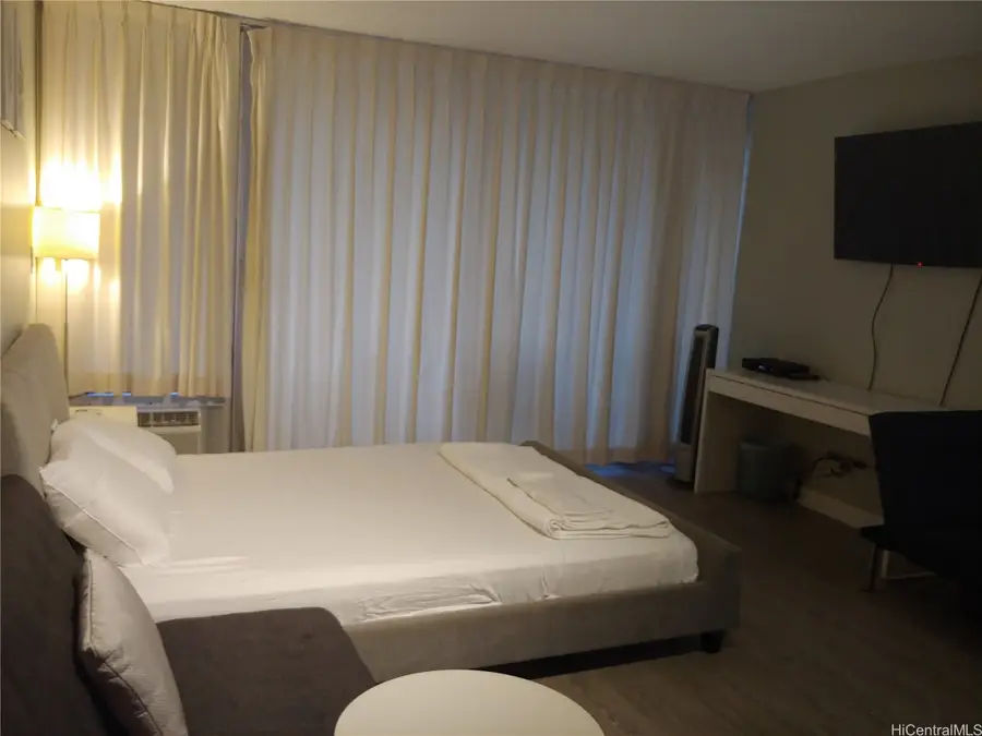 2345 Ala Wai Boulevard #1010, Honolulu, HI 96815 - Image #2