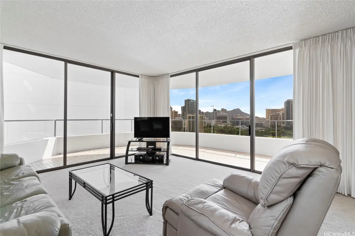 1910 Ala Moana Boulevard #19D, Honolulu, HI 96815 - Image #1