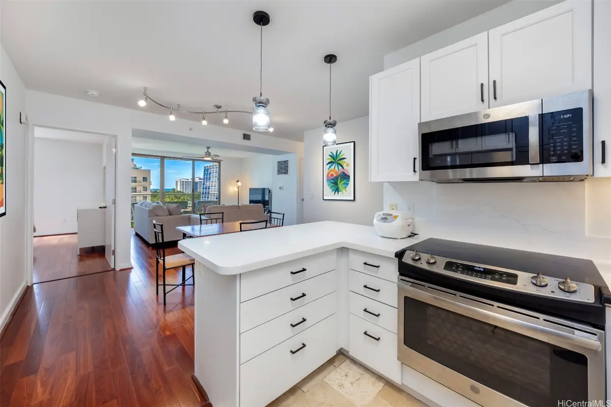 421 Olohana Street #702, Honolulu, HI 96815 - Image #1