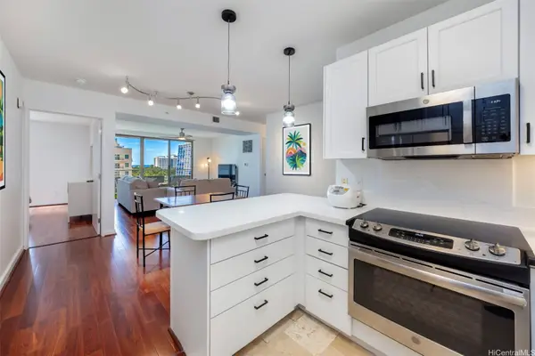 421 Olohana Street #702, Honolulu, HI 96815